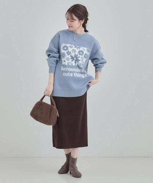 SHOO・LA・RUE（シューラルー）の「【体型カバー】ちくちくしにくい お花ロゴジャカードスウェットライクニット（ニット/セーター・レディース・オレンジ系1/ブルー系6/チャコールグレー/ホワイト系3・00）」の19枚目の写真