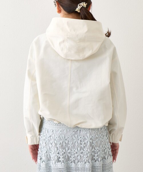 La boutique BonBon（ラブティックボンボン）の「【今すぐお届け！復刻！・着回し力抜群】フーディショートブルゾン（ブルゾン・レディース・ベージュ/オフホワイト・FREE）」の12枚目の写真