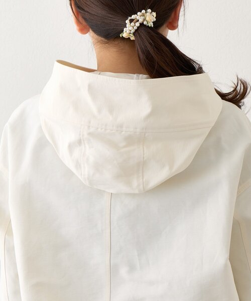 La boutique BonBon（ラブティックボンボン）の「【今すぐお届け！復刻！・着回し力抜群】フーディショートブルゾン（ブルゾン・レディース・ベージュ/オフホワイト・FREE）」の14枚目の写真