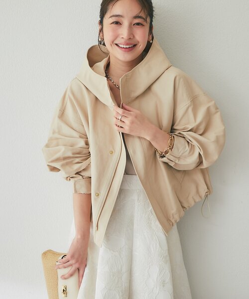 La boutique BonBon（ラブティックボンボン）の「【着回し力抜群】フーディショートブルゾン（ブルゾン・レディース・ベージュ/オフホワイト・FREE）」の22枚目の写真