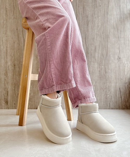 Noubel Voug Relax(ヌーベルヴォーグリラックス)の「厚底 プラットフォーム ミニ丈ムートン風 ショートブーツ(ブーツ・レディース・ブラック/ベージュ・36/37/38/39/40)」の19枚目の写真