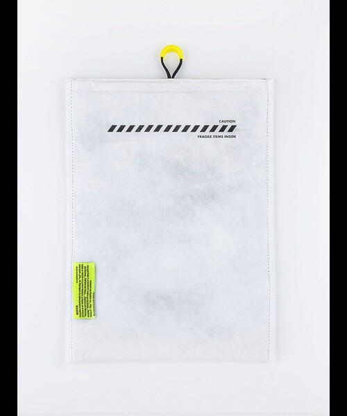 WEEKEND(ER)（ウィークエンダー）の「【WEEKEND(ER)/ウィークエンダー】TYPC CASE BASIC/ティーワイピーシーケースベーシック/ユニセックス/【WEB限定】（バックパック/リュック・メンズ・ホワイト/ベージュ/ブラック・フリー）」の22枚目の写真