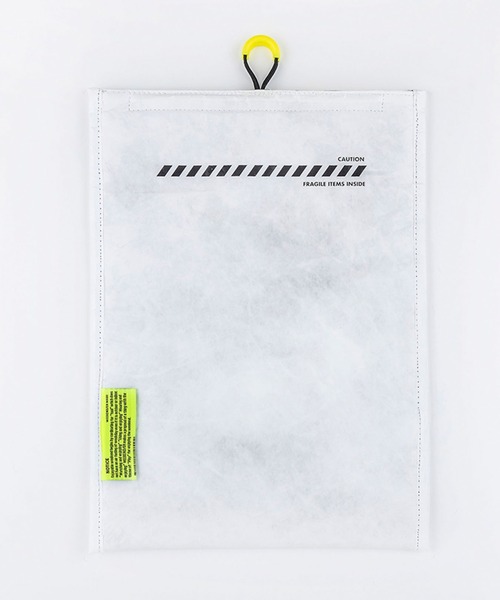 WEEKEND(ER)（ウィークエンダー）の「【WEEKEND(ER)/ウィークエンダー】TYPC CASE BASIC/ティーワイピーシーケースベーシック/ユニセックス/【WEB限定】（バックパック/リュック・メンズ・ホワイト/ベージュ/ブラック・フリー）」の2枚目の写真
