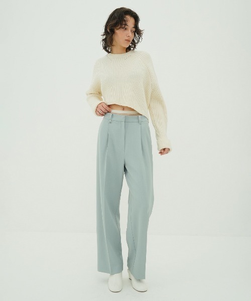 CLANE（クラネ）の「ASYMMETRY WIDE SHORT KNIT TOPS（ニット/セーター・レディース・レッド/ブラック/アイボリー・1/2）」の15枚目の写真