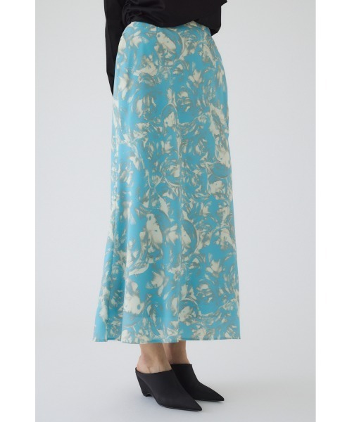 RIM.ARK(リムアーク)の「Air turbulence painting skirt エアタービュランス ペインティングスカート(スカート・レディース・ライトブルー/ネイビー・38/36)」の9枚目の写真