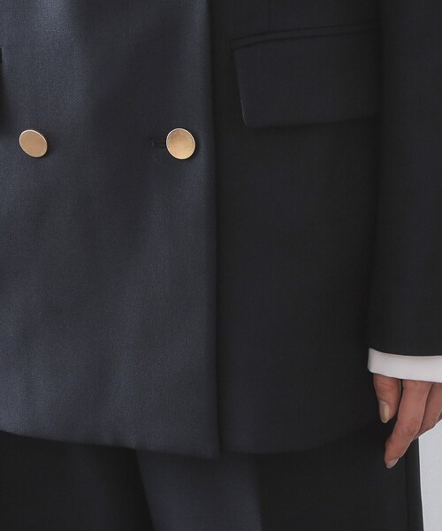 OPAQUE.CLIP(オペークドットクリップ)の「金ボタンダブルブレストテーラードジャケット/セットアップ対応【洗える】《S~LL》(テーラードジャケット・レディース・ネイビー/ライトベージュ・38/40/36/42)」の6枚目の写真