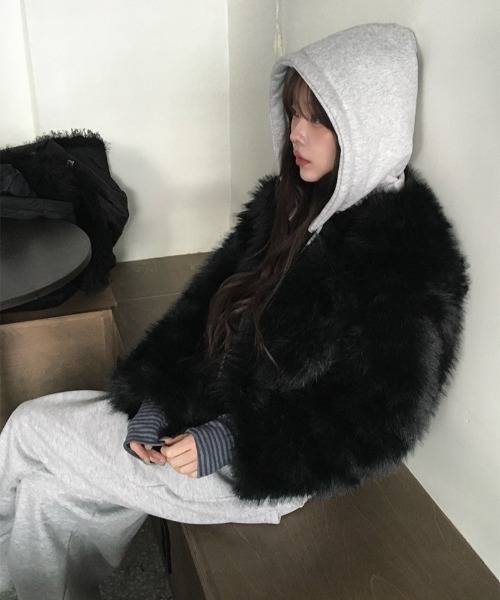フードフェイクファーショートジャケット
