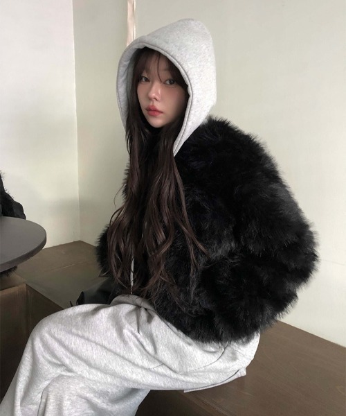 フードフェイクファーショートジャケット
