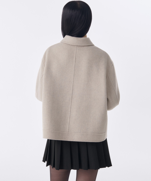 MUSINSA STANDARD WOMAN（ムシンサスタンダードウーマン）の「ウィメンズカシミヤブレンドハンドメイドショートマックコート[オートミール]（チェスターコート・レディース・その他・LARGE/MEDIUM/SMALL/X-SMALL）」の6枚目の写真