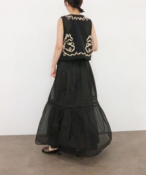 Marilyn Moon(マリリンムーン)の「sheer starched cotton lace tiered skirt(スカート・レディース・ベージュ/ネイビー/ホワイト・FREE)」の17枚目の写真