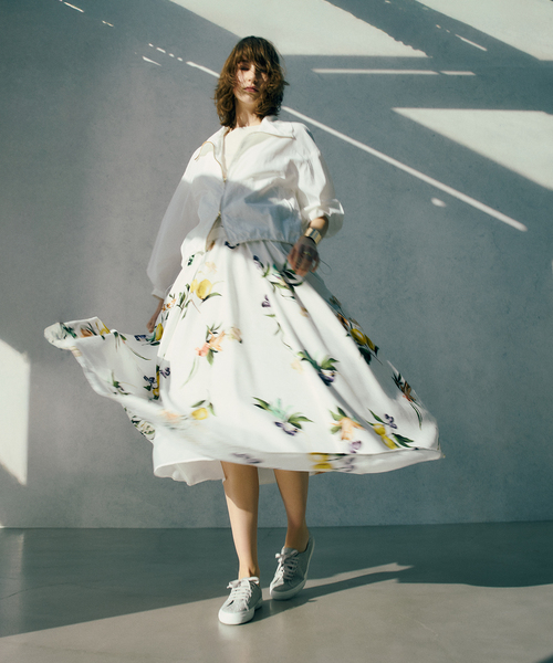 La TOTALITE(ラトータリテ)の「【洗える】タフタライトブルゾン(ナイロンジャケット・レディース・ホワイト/ブラック・38/36)」の10枚目の写真