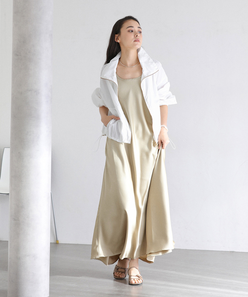 La TOTALITE(ラトータリテ)の「【洗える】タフタライトブルゾン(ナイロンジャケット・レディース・ホワイト/ブラック・38/36)」の13枚目の写真