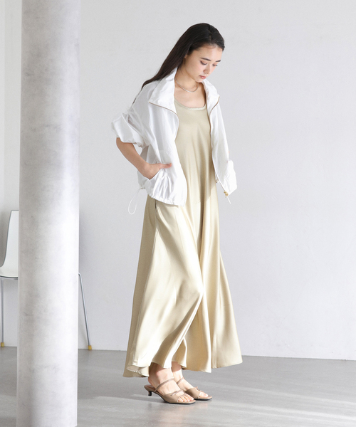 La TOTALITE(ラトータリテ)の「【洗える】タフタライトブルゾン(ナイロンジャケット・レディース・ホワイト/ブラック・38/36)」の14枚目の写真