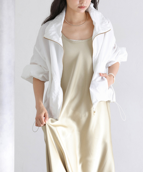 La TOTALITE(ラトータリテ)の「【洗える】タフタライトブルゾン(ナイロンジャケット・レディース・ホワイト/ブラック・38/36)」の17枚目の写真