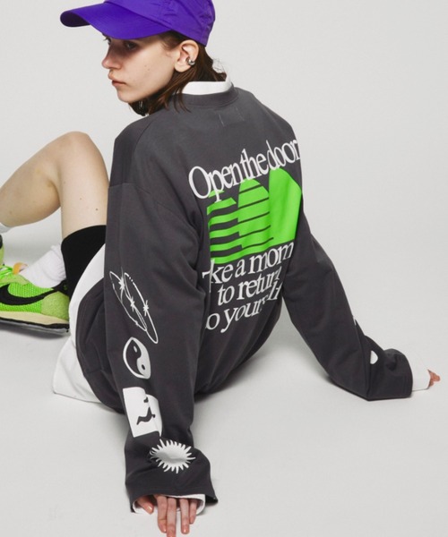 Auntie Rosa Holiday（アンティローザホリデー）の「オーバーサイズロンT/OFFLINE（Tシャツ/カットソー・レディース・チャコールグレー/グレー・FREE）」の2枚目の写真