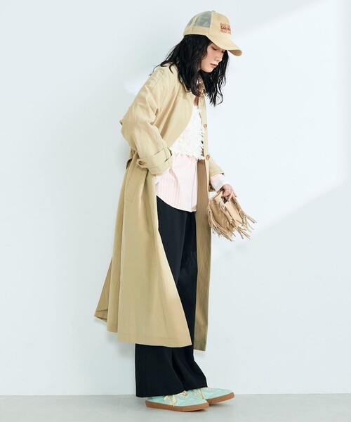 fredy emue（フレディエミュ）の「リネン混タンブラーステンカラーコート（ステンカラーコート・レディース・ベージュ/ネイビー・38/36）」の4枚目の写真
