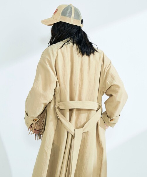 fredy emue（フレディエミュ）の「リネン混タンブラーステンカラーコート（ステンカラーコート・レディース・ベージュ/ネイビー・38/36）」の9枚目の写真