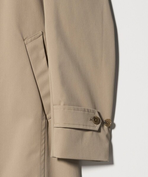 A DAY IN THE LIFE UNITED ARROWS(アデイインザライフユナイテッドアローズ)の「ラミネート フーデッド コート-撥水・防風-<A DAY IN THE LIFE>(その他アウター・メンズ・ベージュ/ネイビー・L/S/M)」の20枚目の写真