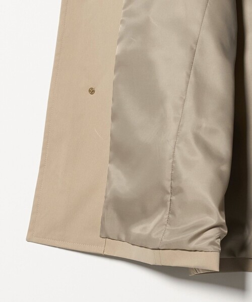 A DAY IN THE LIFE UNITED ARROWS(アデイインザライフユナイテッドアローズ)の「ラミネート フーデッド コート-撥水・防風-<A DAY IN THE LIFE>(その他アウター・メンズ・ベージュ/ネイビー・L/S/M)」の13枚目の写真