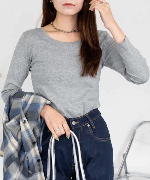 aity(アイティ)の「M-4L Uネック8分袖スリーブ カットソー 夏服(Tシャツ/カットソー・レディース・ブラック/チャコールグレー/杢グレー/ホワイト/ネイビー・M/L/LL/3L/4L)」の5枚目の写真