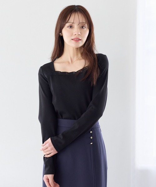 Andemiu(アンデミュウ)の「スクエアレースネックカットソー645355(Tシャツ/カットソー・レディース・オフホワイト/ブラック/グレー・FREE)」の5枚目の写真