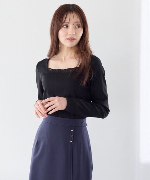 Andemiu(アンデミュウ)の「スクエアレースネックカットソー645355(Tシャツ/カットソー・レディース・オフホワイト/ブラック/グレー・FREE)」の6枚目の写真