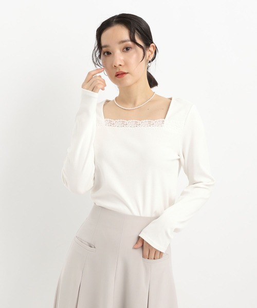 Andemiu(アンデミュウ)の「スクエアレースネックカットソー645355(Tシャツ/カットソー・レディース・オフホワイト/ブラック/グレー・FREE)」の14枚目の写真