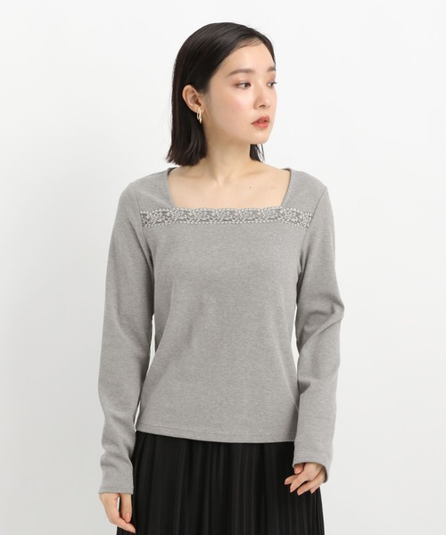 Andemiu(アンデミュウ)の「スクエアレースネックカットソー645355(Tシャツ/カットソー・レディース・オフホワイト/ブラック/グレー・FREE)」の17枚目の写真