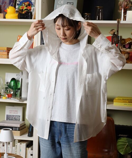 FFEIN(フェイン)の「【FFEIN(フェイン)】シアー両ポケットフードシャツシャツ /レディース シアー シャツ 長袖 ワンポイント 刺繍 レイヤード ポケット(シャツ/ブラウス・レディース・ホワイト/ブラック/イエロー・FREE)」の12枚目の写真