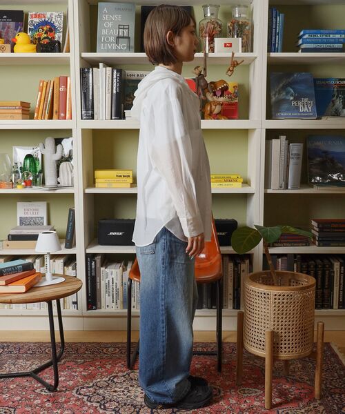 FFEIN(フェイン)の「【FFEIN(フェイン)】シアー両ポケットフードシャツシャツ /レディース シアー シャツ 長袖 ワンポイント 刺繍 レイヤード ポケット(シャツ/ブラウス・レディース・ホワイト/ブラック/イエロー・FREE)」の13枚目の写真