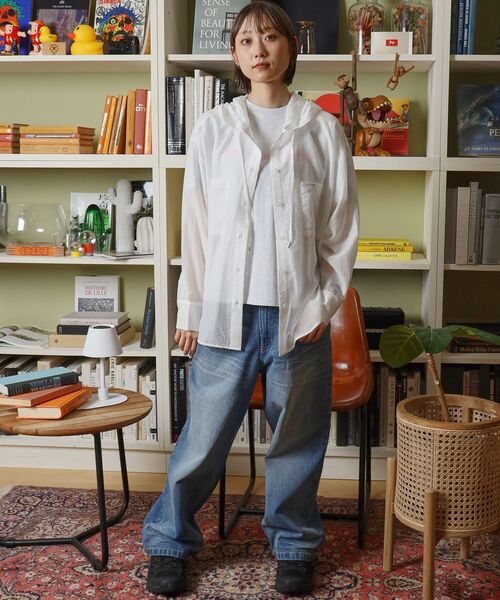 FFEIN(フェイン)の「【FFEIN(フェイン)】シアー両ポケットフードシャツシャツ /レディース シアー シャツ 長袖 ワンポイント 刺繍 レイヤード ポケット(シャツ/ブラウス・レディース・ホワイト/ブラック/イエロー・FREE)」の16枚目の写真
