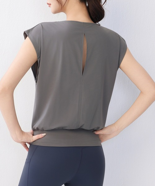 HYSSHOP（エイチワイエスショップ）の「【大きいサイズ有/吸汗速乾】バックカットアウト フレンチスリーブ ヨガ フィットネストップス レディース[トレーニングウェア/ジムウェア/ピラティスウェア]（その他トップス・レディース・ホワイト系その他/チャコールグレー/ブルー/グレー・M/L/S/XL）」の17枚目の写真
