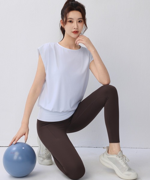 HYSSHOP（エイチワイエスショップ）の「【大きいサイズ有/吸汗速乾】バックカットアウト フレンチスリーブ ヨガ フィットネストップス レディース[トレーニングウェア/ジムウェア/ピラティスウェア]（その他トップス・レディース・ホワイト系その他/チャコールグレー/ブルー/グレー・M/L/S/XL）」の9枚目の写真