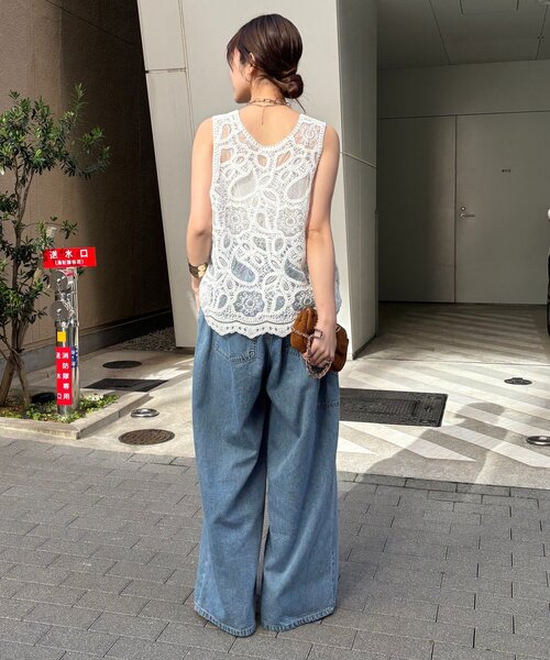 DouDou（ドゥドゥ）の「ウエスト折り返しギャザーデニム（デニムパンツ・レディース・ブルー系その他・36/38）」の6枚目の写真