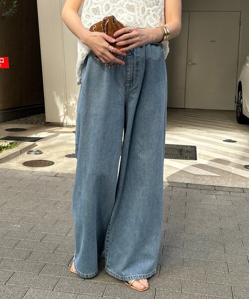 DouDou（ドゥドゥ）の「ウエスト折り返しギャザーデニム（デニムパンツ・レディース・ブルー系その他・36/38）」の12枚目の写真