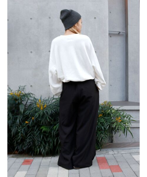 Ungrid（アングリッド）の「【WEB限定】ワンポイントロゴプリントスウェット（スウェット・レディース・ライトグレー/ピンク/オフホワイト・FREE）」の11枚目の写真