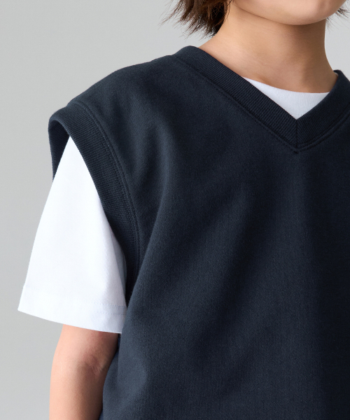 MUSINSA STANDARD KIDS（ムシンサスタンダードキッズ）の「オーバーサイズスウェットベスト[ネイビー]（ベスト・レディース・その他・120/130/140/150/160/100/110）」の5枚目の写真