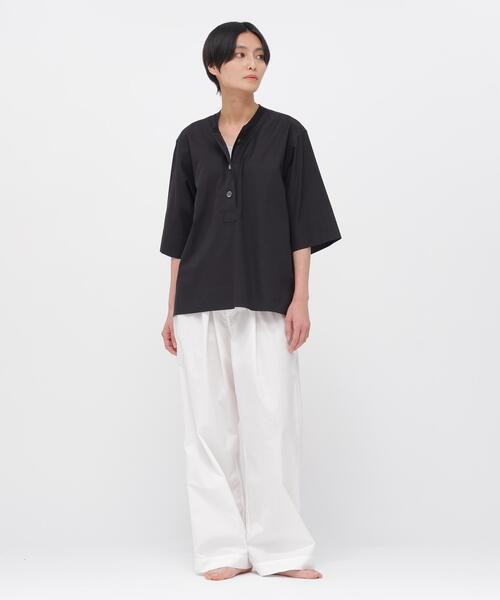MARGARET HOWELL(マーガレットハウエル)の「COTTON LINEN POPLIN(シャツ/ブラウス・レディース・チャコール・FREE)」の8枚目の写真