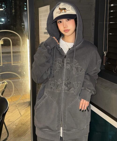 Wacky WiLLy(ワッキーウィリー)の「ピグメントビンテージフードジップアップチャコール(パーカー・レディース・その他・SMALL/MEDIUM/LARGE/X-LARGE)」の15枚目の写真