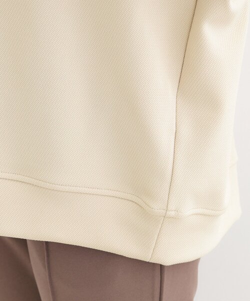 SHOO・LA・RUE（シューラルー）の「【洗濯機可】インせずすっきり見え　優しい雰囲気のVネックトップス（Tシャツ/カットソー・レディース・ライトベージュ/ブラック/グリーン系・03/02）」の21枚目の写真