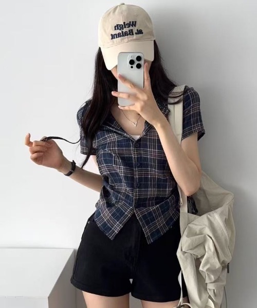 Teem Store(チームストア)の「フード付きサイドギャザーコンパクトチェック柄シアーシャツ(シャツ/ブラウス・レディース・グリーン/ベージュ/ネイビー・F)」の8枚目の写真
