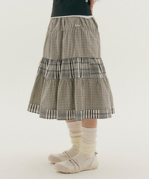 Fallett（ファレット）の「チェックシャーリングスカートアイボリー（スカート）」