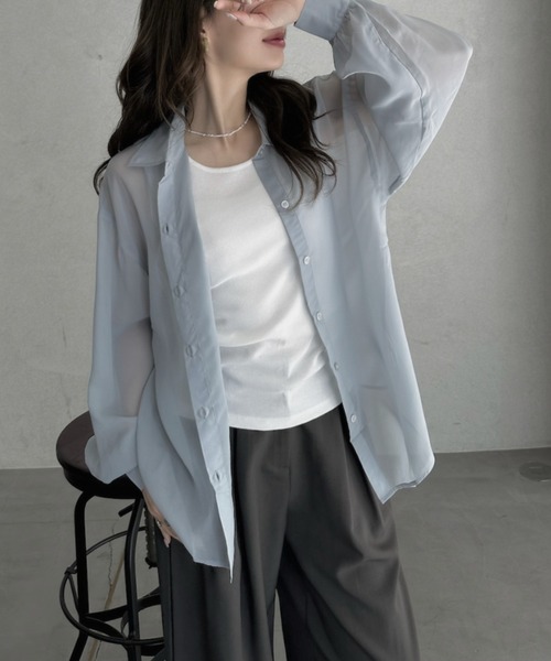 TREOVER（トレオーバー）の「リラックス感あるオーバーシルエットシアーシャツとシンプルなリブタンクの2点セット（シャツ/ブラウス・レディース・オフホワイト/ピンク/ライトグレー/ライトブルー/ブラック・FREE）」の5枚目の写真