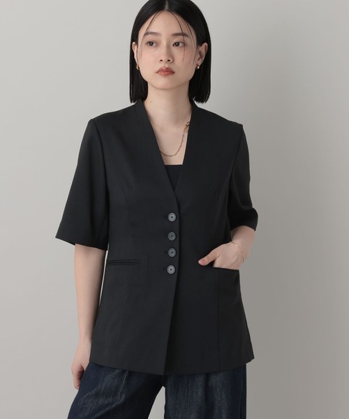 A part by（アパートバイ）の「フィットノーカラーSSジャケット/（ノーカラージャケット・レディース・ベージュ/ブラック・FREE）」の2枚目の写真