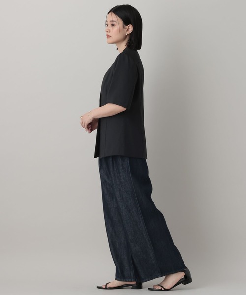 A part by（アパートバイ）の「フィットノーカラーSSジャケット/（ノーカラージャケット・レディース・ベージュ/ブラック・FREE）」の5枚目の写真