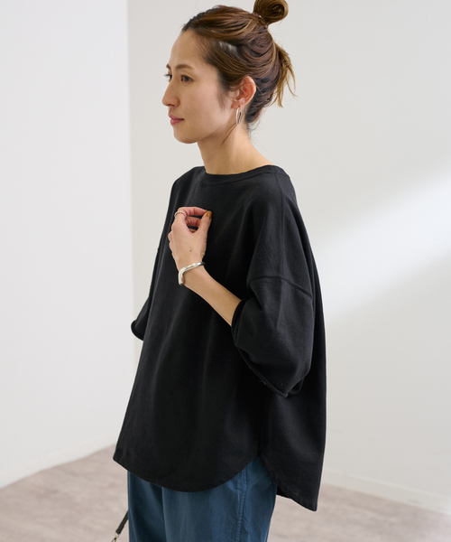 FRAMeWORK（フレームワーク）の「≪新色 / 追加≫ミニ裏毛ハーフスリーブラウンドTee（Tシャツ/カットソー・レディース・グレー/ブラック/アイボリー/バーガンディー・FREE）」の12枚目の写真