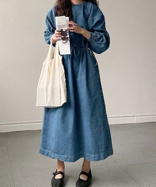 FAVORITO(ファヴォリート)の「デニムワンピース(ワンピース・レディース・ブルー・F)」の15枚目の写真