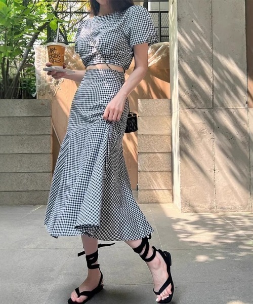FREE STYLISTS(フリー スタイリスト)の「YUGA_YGMC Korean style Checkered top and ruffle skirt set(ワンピース・レディース・ブラック/ブルー・FREE)」の7枚目の写真