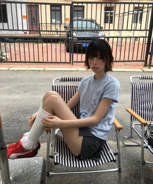 GRAVER（グレーバー）の「[ウーマン]スリム半袖Tシャツ_3カラー（Tシャツ/カットソー・レディース・ホワイト/スカイブルー/ブラック・ONE SIZE）」の9枚目の写真