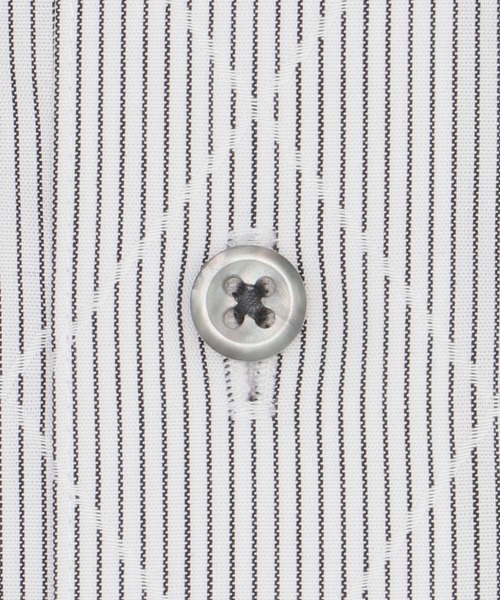 TOKYO SHIRTS(トウキョウシャツ)の「形態安定ノンアイロン ボタンダウン 長袖ビジネスワイシャツ(大きいサイズ・長いサイズ)(ビジネスシャツ・メンズ・グレー・首回り39cm-裄丈88cm/首回り41cm-裄丈90cm/首回り42cm-裄丈90cm/首回り43cm-裄丈90cm/首回り45cm-裄丈82cm/首回り45cm-裄丈86cm/首回り45cm-裄丈90cm/首回り47cm-裄丈86cm/首回り47cm-裄丈90cm)」の4枚目の写真